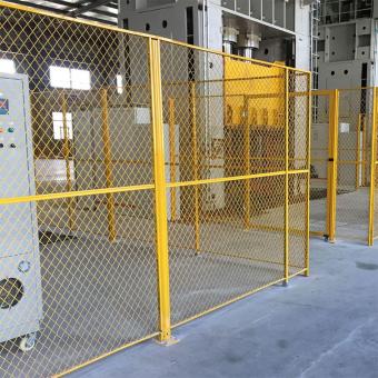 Indoor Wire Mesh Fence